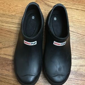 XTRA TUF size 9 like new
